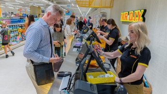 Mr. DIY in Europe: Gaining traction