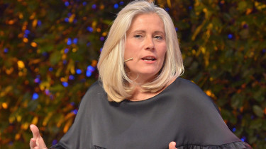 Kingfisher seeks a new boss