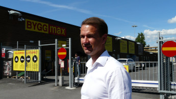 The 4th Global DIY Summit kicks off with a store tour