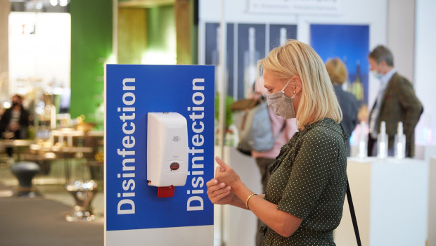 The show area in Frankfurt complies with all relevant safety and hygiene standards. The show area in Frankfurt complies with all relevant safety and hygiene standards.
