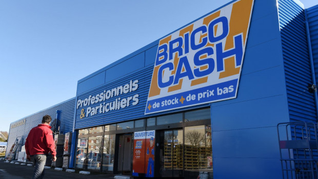 The Brico Cash chain includes 23 stores in France.