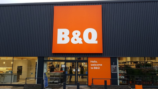 B&Q's new convenience store in Merton has a retail area of around 1 300 m².
