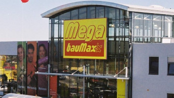 On expansionary path