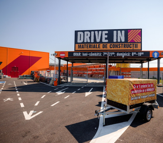 The drive-in has around 6 900 m².