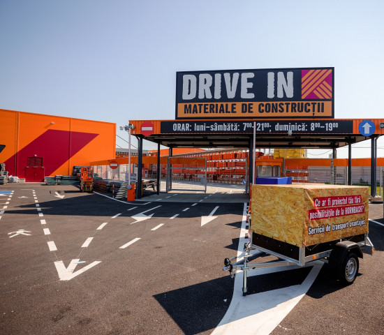 The drive-in has around 6 900 m².
