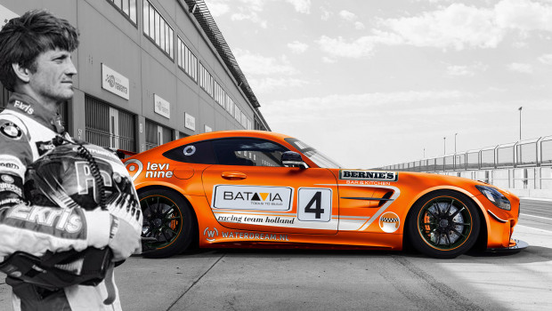 Prince Pieter-Christiaan van Oranje-Nassau, van Vollenoven will visit the Batavia stand at International Hardware Fair and drive the racing simulator.