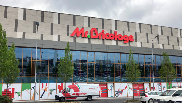 The first Mr. Bricolage store in Kosovo has been opened in the Prishtina Mall shopping centre.