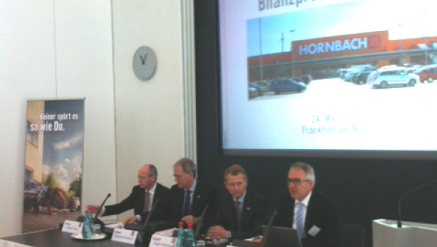 At the press briefing on the 2011/2012 results, Hornbach announced the opening of up to 15 new stores in the next two years.