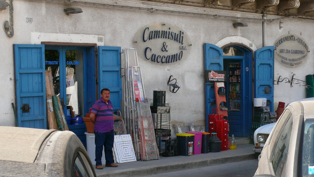 A lot of traditional hardware stores in Italy remain open for the moment.