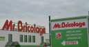 Mr. Bricolage stores make 4.8 per cent less sales