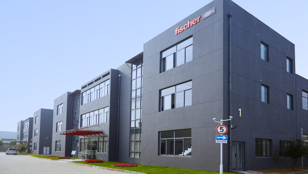 At this factory in Taicang, China, Fischer commissioned a new production line for heavy-duty fastenings and building renovation at the beginning of March.&nbsp;