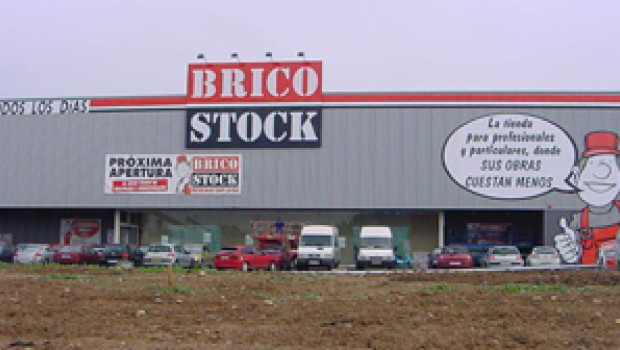 Soon a thing of the past: Kingfisher is going to rename its Brico Stock stores in Spain.