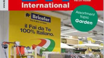 Current edition with major regional report on Italy