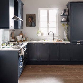 Comprised of 26 new kitchen door ranges, in nine different styles, B&Q's new kitchen range includes new appliances, worktops, taps, sinks, storage solutions and accessories.