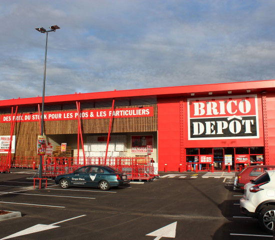 The Dax store has been built as an “energy efficiency learning store”, where new technologies in this area will be tested. The Dax store has been built as an “energy efficiency learning store”, where new technologies in this area will be tested.