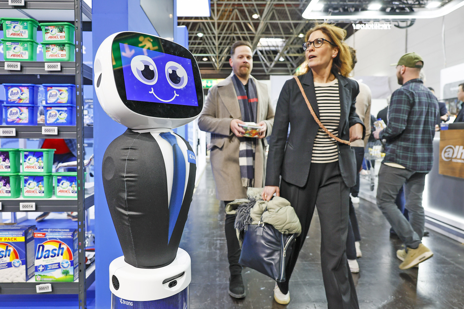 Today, you might even encounter a robot in the EuroCIS segment.