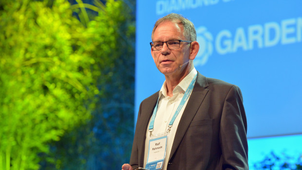 As co-founder and chairman, Ralf Rahmede, general director of Hima, represents the establishment of the Global DIY-Summit.
