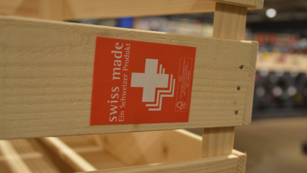 Products manufactured in Switzerland are an important part of the range offered by the country's DIY stores. Overall, the industry has managed to maintain its turnover on the same floor space this year up to October.