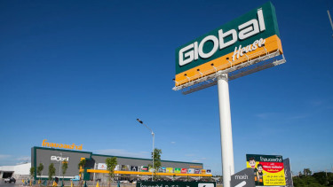 Weak shopper sentiment, economic slump weigh on Global House Q3 sales