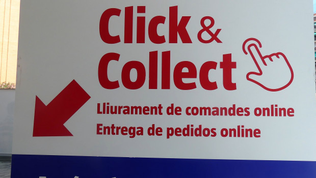 Customers can collect their orders from one of the Bauhaus stores using Click & Collect.