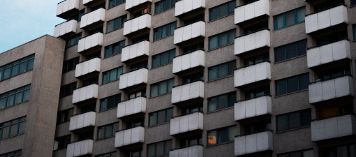 Three million residential buildings would have to be renovated annually