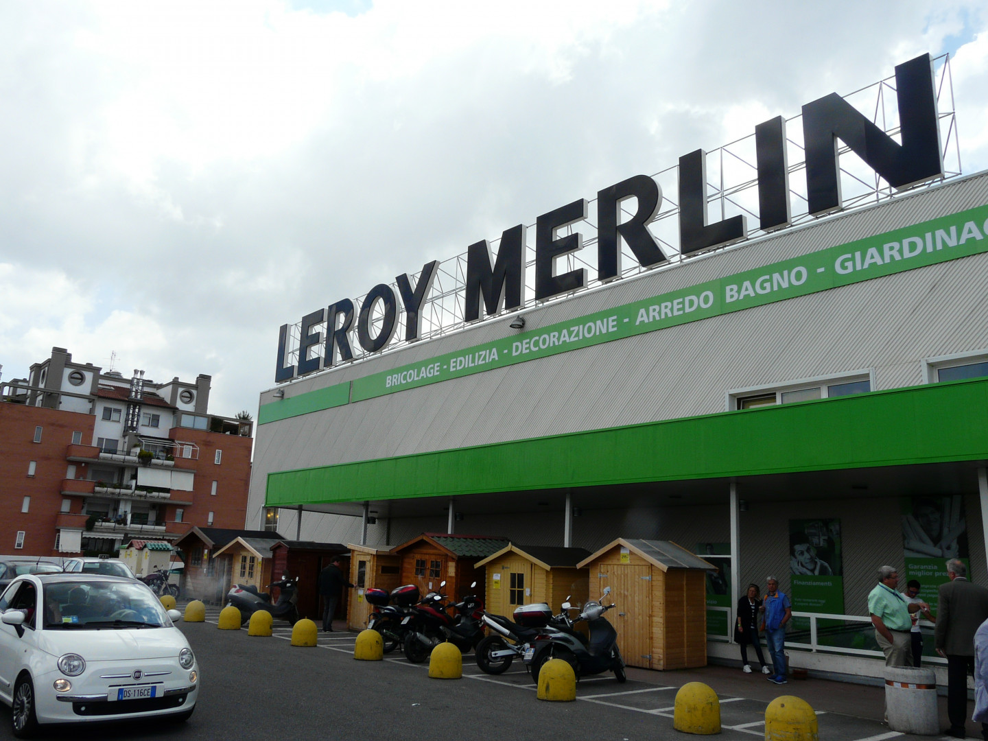 Leroy Merlin opens again from Monda... diyinternational