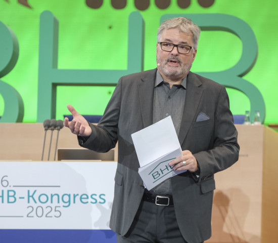BHB Managing Director Peter Wüst was delighted to welcome more than 500 participants to this year's BHB Congress.