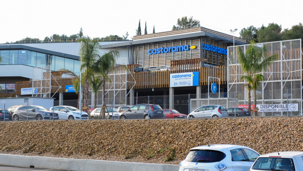 Castorama has formally re-opened its Antibes store in December after a two-year long period of works.
Castorama has formally re-opened its Antibes store in December after a two-year long period of works.