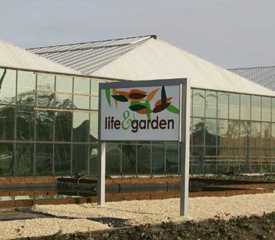 16 former Europatuin operators have joined the Life & Garden franchise.
16 former Europatuin operators have joined the Life & Garden franchise.