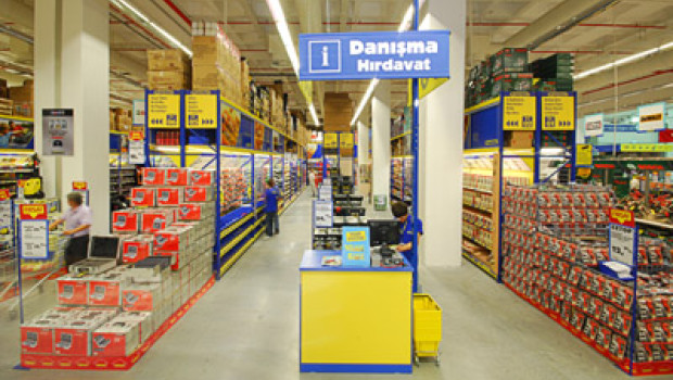 Praktiker wants to sell its ten stores in Turkey.
