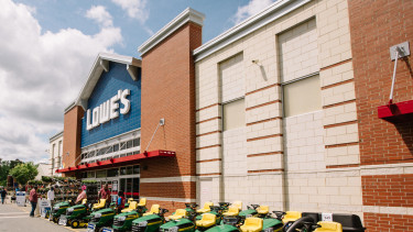 Lowe's closes 2025/2026 with a 3.1 per cent increase