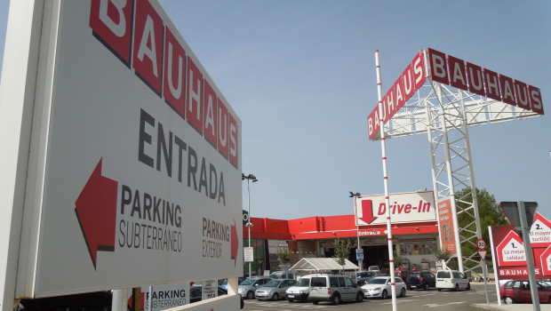 Bauhaus for example operates eleven stores in Spain.