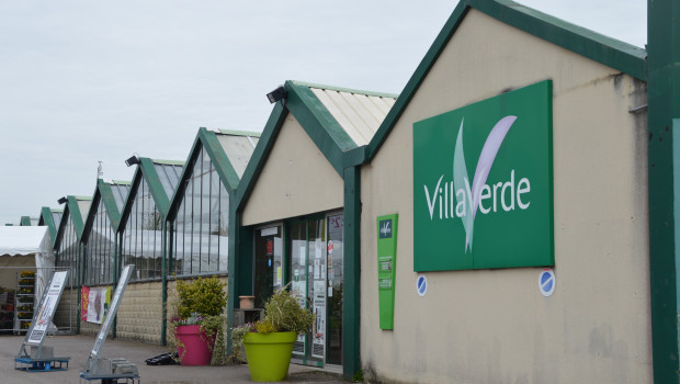 Garden centres in France increased their sales by 1.6 per cent in 2017. Garden centres in France increased their sales by 1.6 per cent in 2017.