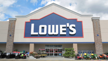 Quarterly sales at Lowe’s take a slight hit