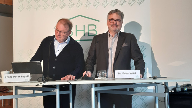Franz-Peter Tepaß (l.), spokesman for the BHB board, and Peter Wüst, managing director of BHB, informed the press about the development of the German DIY industry in 2022.