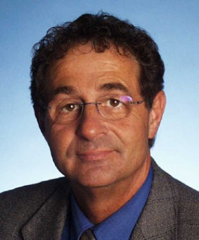 Country Manager Gert Scharping will be succeeded by Raimund Müller (photo).