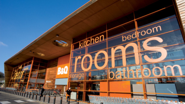 Kingfisher reports sales of £ 4.442 bn for the United Kingdom and Ireland (B&Q and Screwfix).
Kingfisher reports sales of £ 4.442 bn for the United Kingdom and Ireland (B&Q and Screwfix).