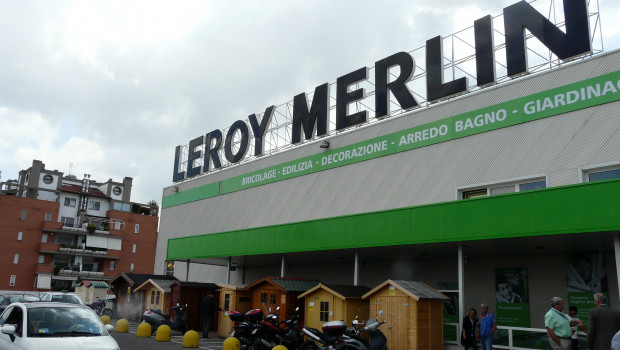 Leroy Merlin stores in Italy are open again, but only from Monday to Friday.