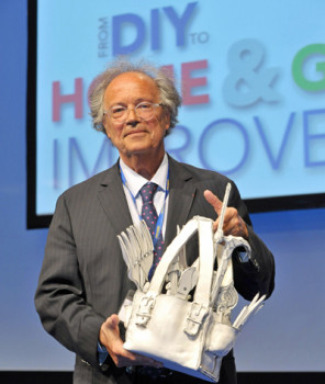 Gilles Caille, co-founder of FEDIYMA, was honoured for his life’s work at the congress.
