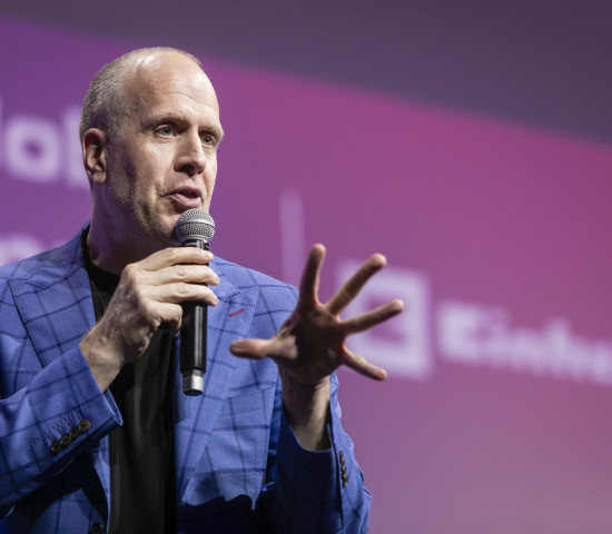 Futurologist Magnus Lindkvist sent the audience into the evening with rather gloomy predictions.
