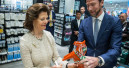 Clas Ohlson is now in Germany and has brought along Queen Silvia