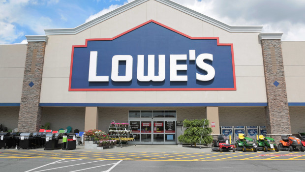 Comparable sales for the Lowe's U. S. business increased by 4.1 per cent in fiscal 2016/17.