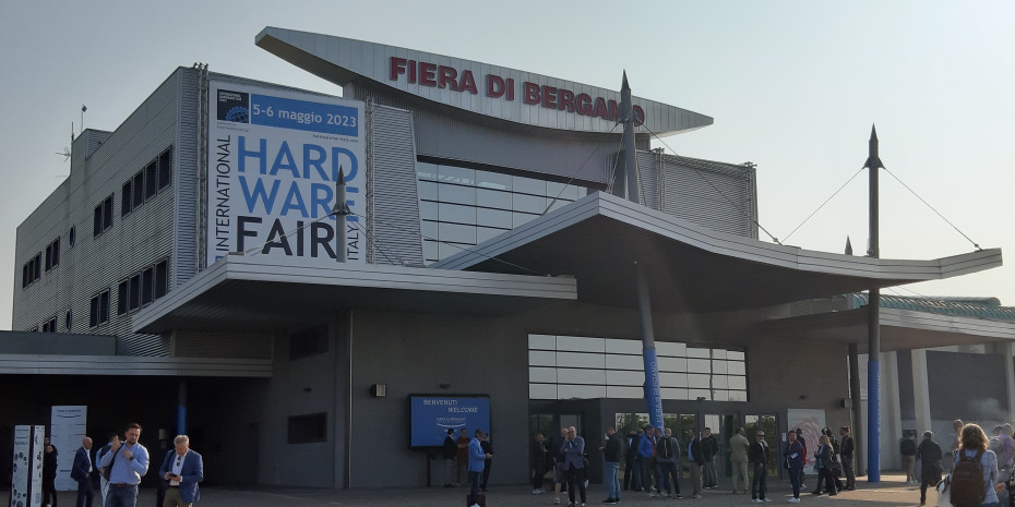 Both halls of the Fiera di Bergamo were fully booked. In addition, demo areas were set up in the outdoor area.