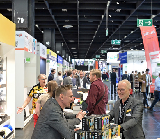 A cheerful atmosphere at the Gebol booth. The new POS concept was well received.&nbsp;