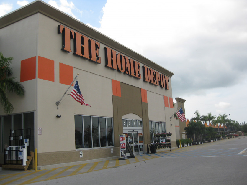 Home Depot breaks the 100 billion d... diyinternational