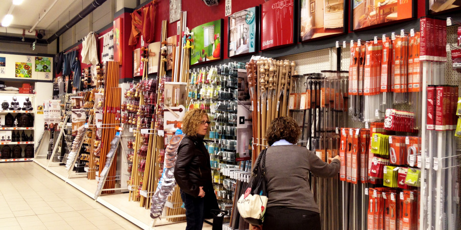 Merchandise presentation in a large-format DIY store.
