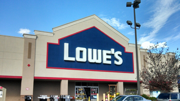 Lowe’s  reported sales of USD 14.360 bn in the third quarter.