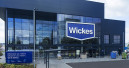 Wickes grows through DIFM