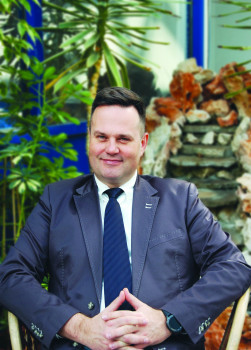 Miroslaw Huczek is now CEO of Praktiker Romania.