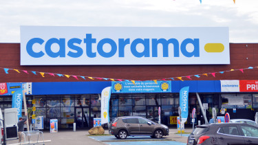 Castorama saves three times as much CO2 as planned